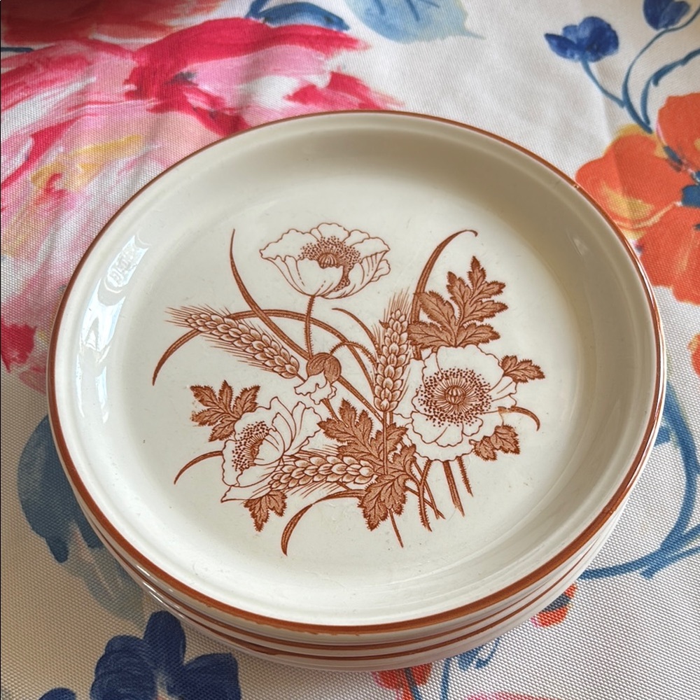 Barratts of Staffordshire Cream Ceramic tea Plate(5)